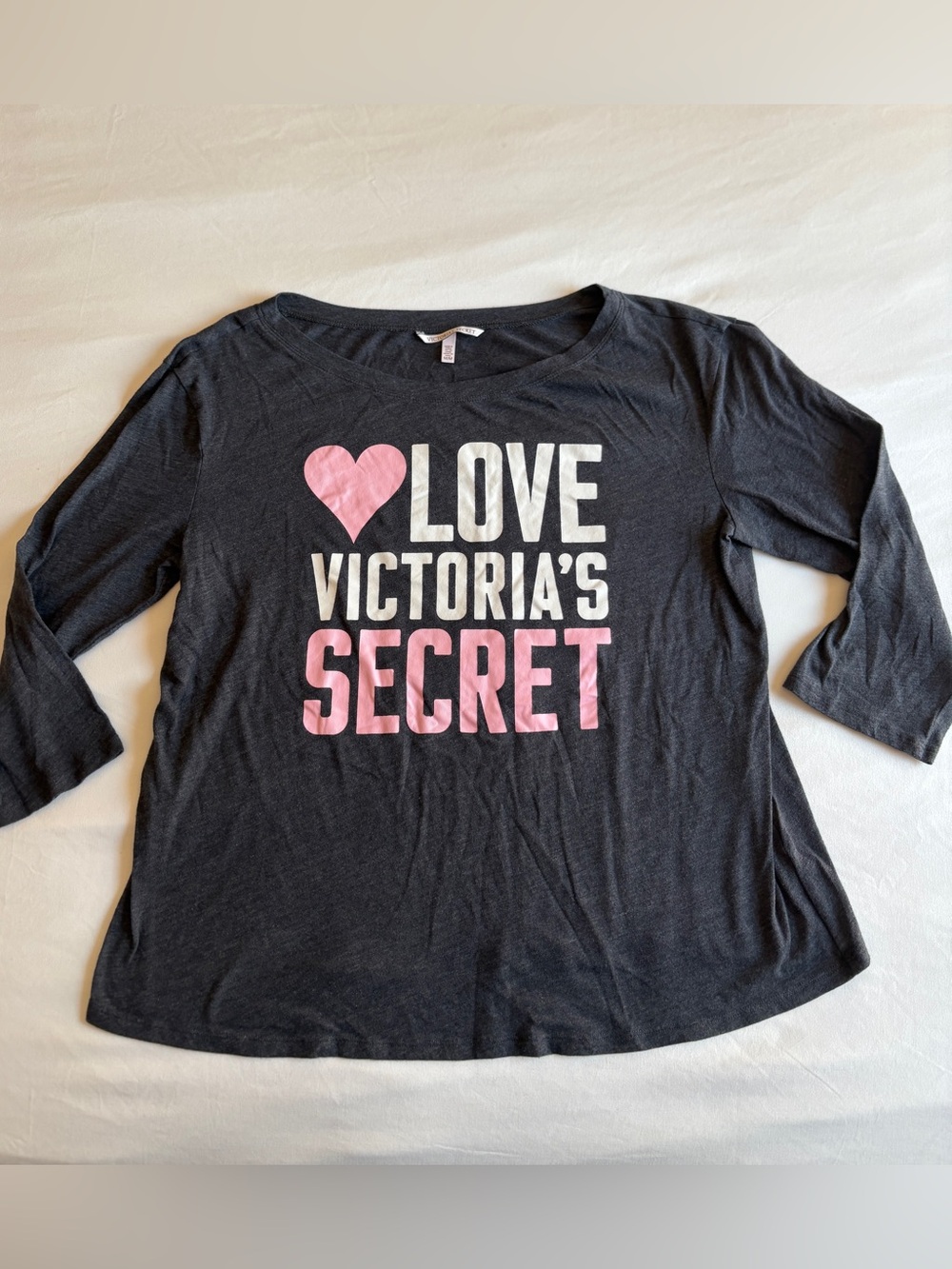 Victoria’s Secret Grey Love VS Graphic Quarter Length Sleeve Tee Y2K